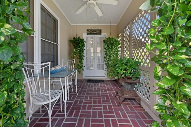 exterior space with ceiling fan