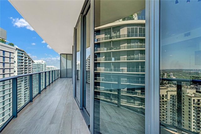 45 SW 9th St Unit 4306, Miami, FL 33130 - balcony featuring a city view