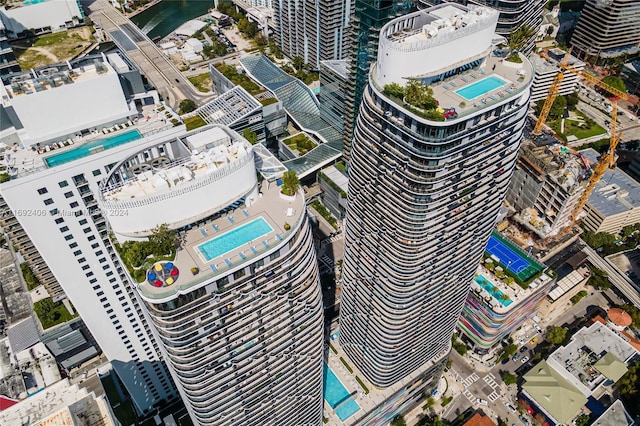 45 SW 9th St Unit 4306, Miami, FL 33130 - view of urban area with a pool