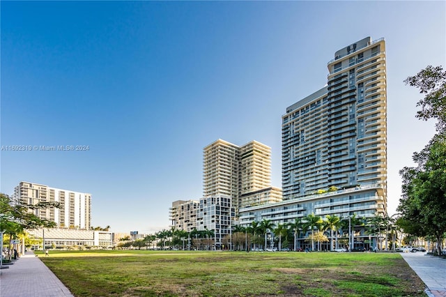 121 NE 34th St Unit 3116, Miami, FL 33137 - view of building exterior featuring a city view
