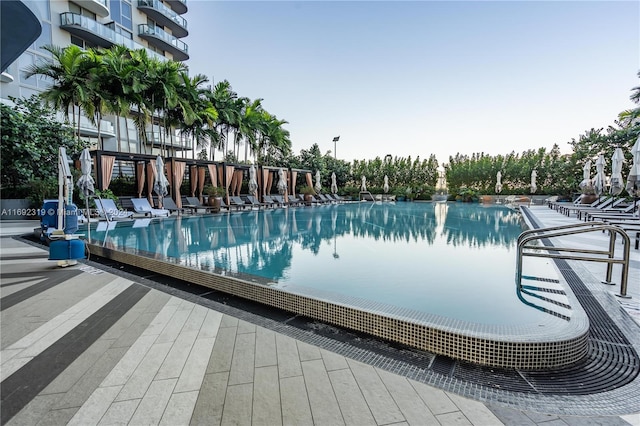 121 NE 34th St Unit 3116, Miami, FL 33137 - view of community pool