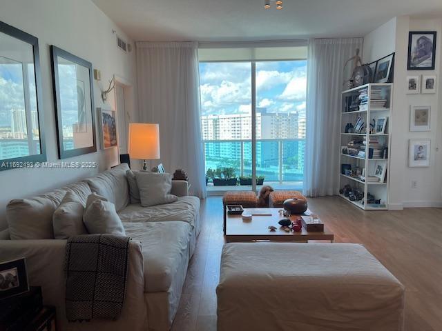 1945 S Ocean Dr Unit 1108, Hallandale Beach, FL 33009 - photo 9