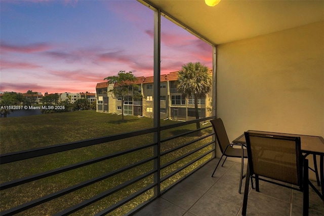 2951 E Sunrise Lakes Dr Unit 209, Sunrise, FL 33322 - view of balcony at dusk