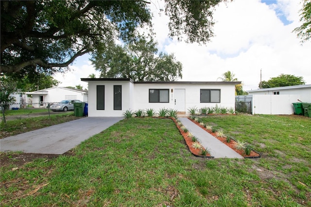 view of front of house with a front yard