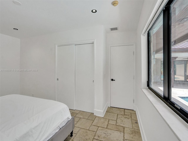 bedroom with a closet