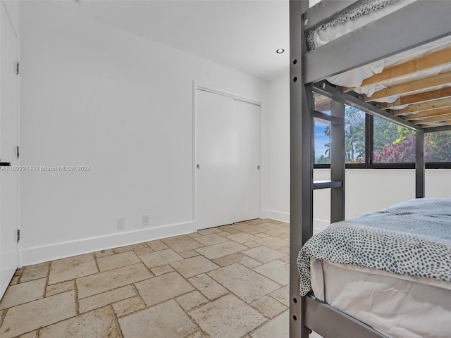 bedroom with a closet