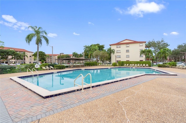 view of swimming pool