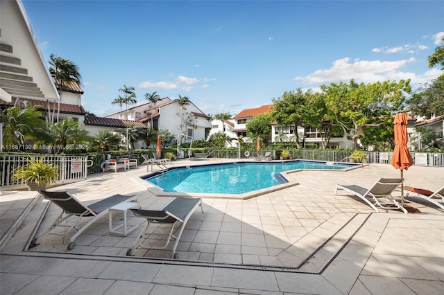 2000 S Bayshore Dr Unit 4, Coconut Grove, FL 33133 - community pool featuring fence and a patio