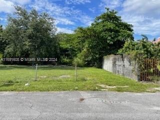 2467 NW 61st St, Miami FL, 33142 land for sale