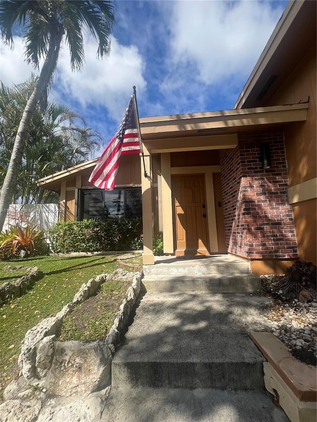 view of entrance to property