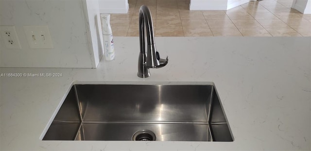 interior details featuring sink