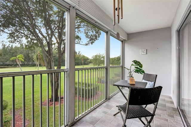 view of sunroom / solarium