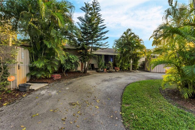 view of front of home