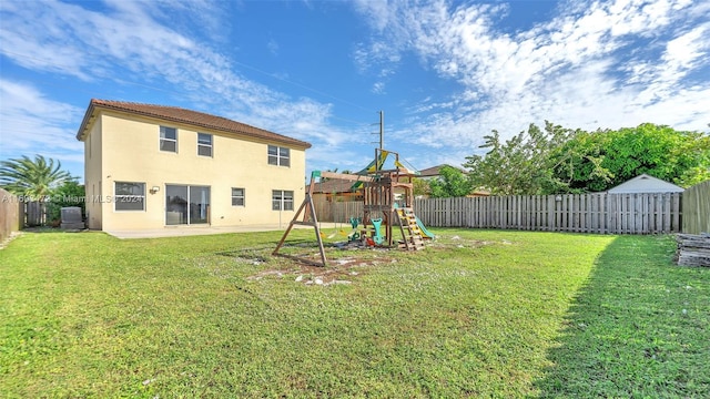 view of yard featuring a playground