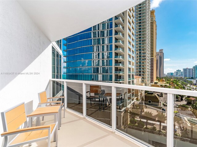 18001 Collins Ave Unit 714-715, Sunny Isles Beach, FL 33160 - photo 28