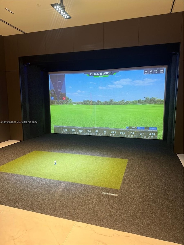 recreation room featuring golf simulator