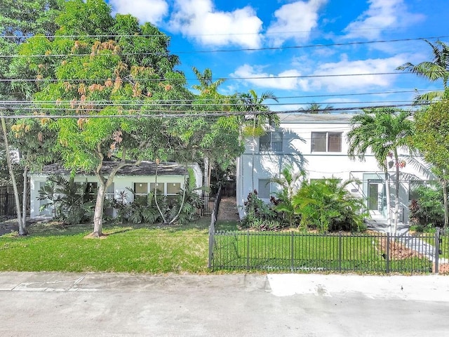 view of front of home with a front yard