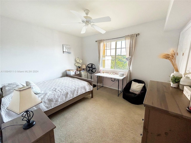 bedroom featuring carpet and ceiling fan