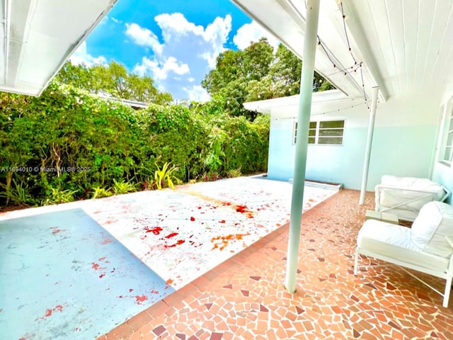 329 NE 87th St, El Portal, FL 33138 - photo 30