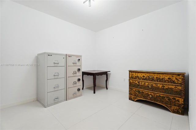 sitting room featuring light tile patterned flooring