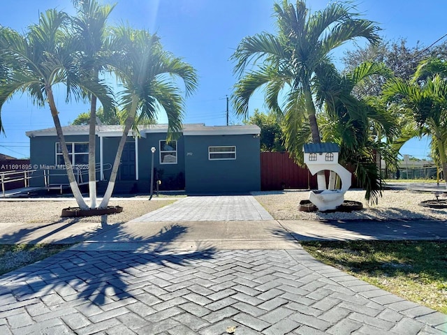 view of front of home