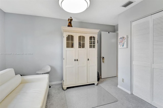 bedroom featuring a closet