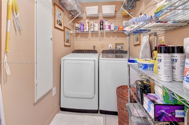 laundry room featuring washer and dryer