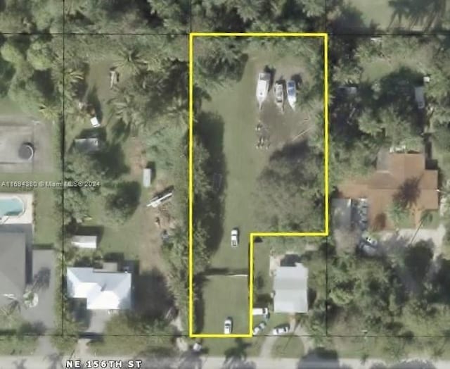 355 NE 156th St, Miami, FL 33162