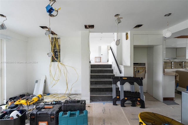 2537 Marathon Ln, Fort Lauderdale, FL 33312 - view of staircase