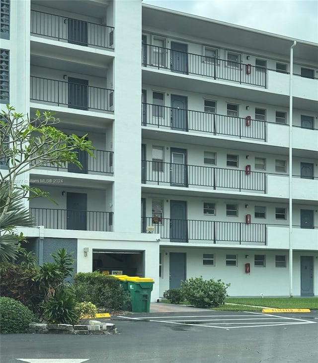 view of building exterior