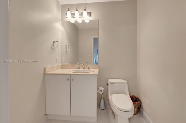 350 N Federal Hwy Unit 104S, Boynton Beach, FL 33435 - bedroom featuring wood finished floors and baseboards