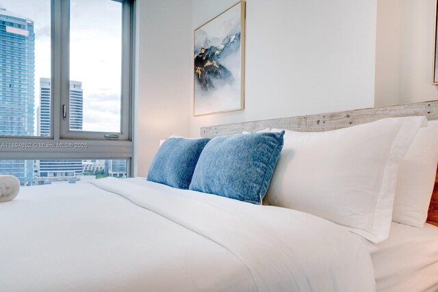 227 NE 2nd St Unit 1705, Miami, FL 33132 - view of bedroom