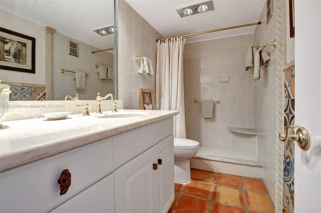 bathroom featuring vanity, curtained shower, toilet, and tile walls