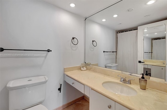 6770 Indian Creek Dr Unit 4R, Miami Beach, FL 33141 - full bath featuring toilet, vanity, tile patterned floors, and recessed lighting