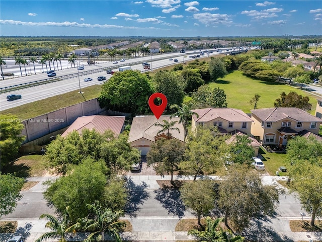 bird's eye view with a residential view