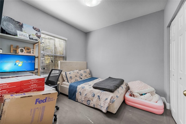 bedroom featuring a closet