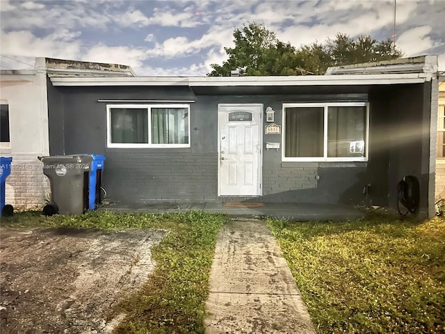 view of property entrance