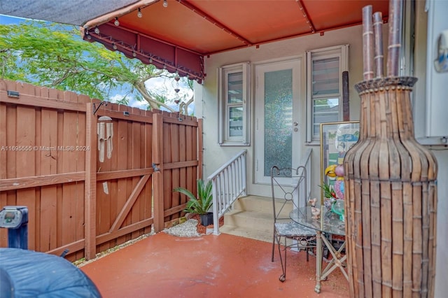 1900 SW 21st Ave, Miami, FL 33145 - view of patio with a gate