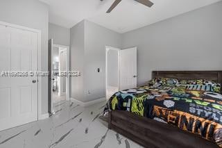 bedroom with ceiling fan