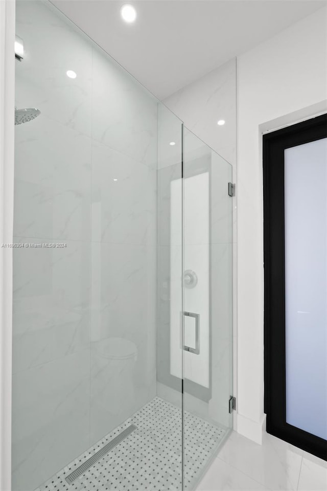 bathroom with walk in shower