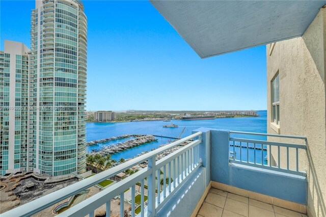 90 Alton Rd Unit 1902, Miami Beach, FL 33139 - balcony featuring a water view