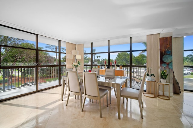 sunroom / solarium with a healthy amount of sunlight