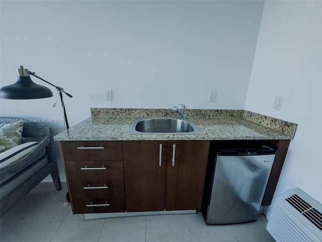 1945 S Ocean Dr Unit M5, Hallandale Beach, FL 33009 - bar area with a sink and light tile patterned floors