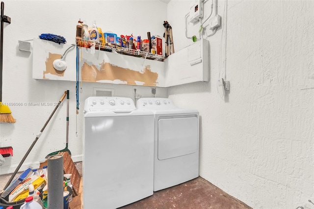 washroom featuring independent washer and dryer