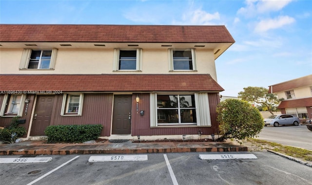 view of front of home