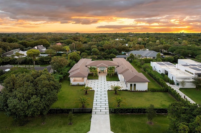 view of aerial view at dusk