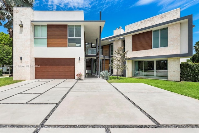 contemporary house featuring a garage