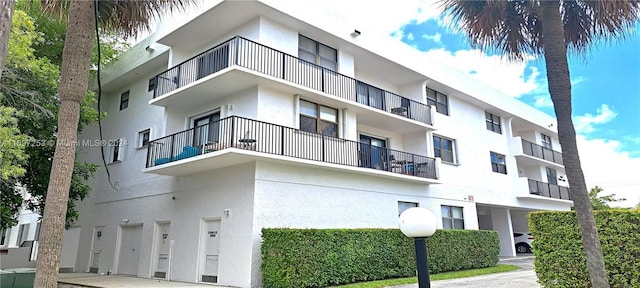 1900 Diana Dr Unit 3E, Hallandale Beach, FL 33009 - view of apartment building / complex