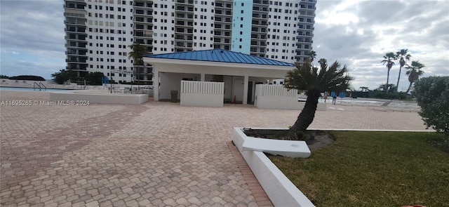 1201 S Ocean Dr Unit 304S, Hollywood, FL 33019 - view of property's community
