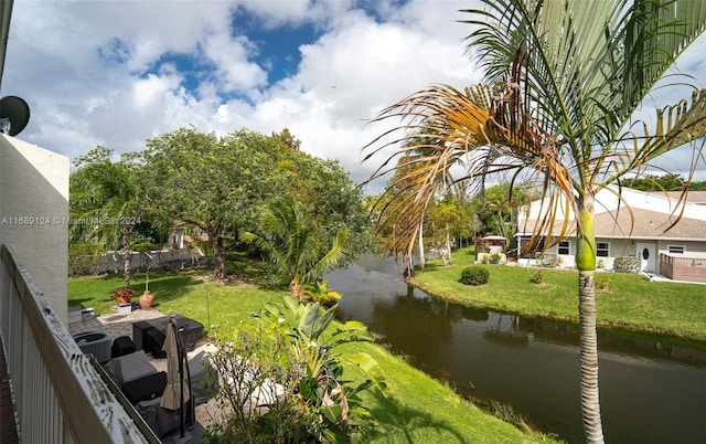 4809 S Hemingway Cir Unit 81, Margate, FL 33063 - view of green lawn with a water view